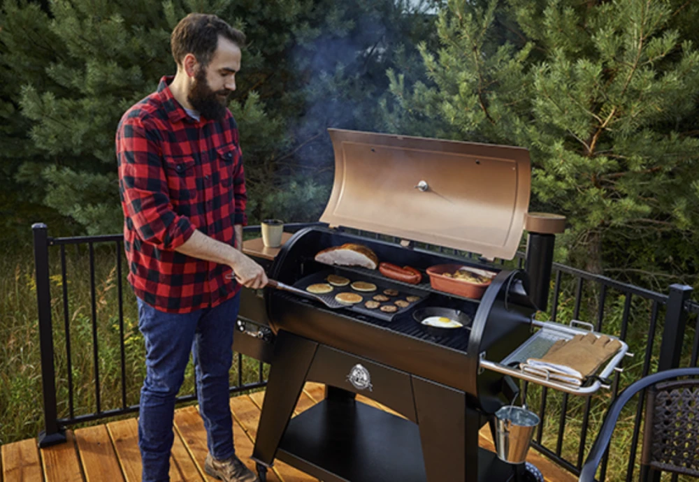 what is a wood pellet grill